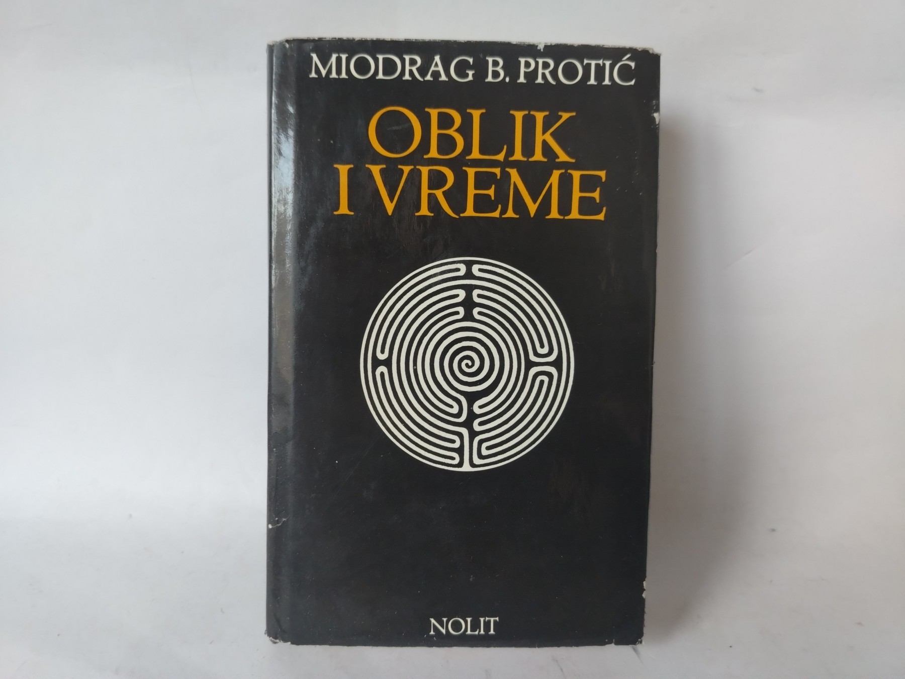Oblik i vreme — Miodrag B. Protić