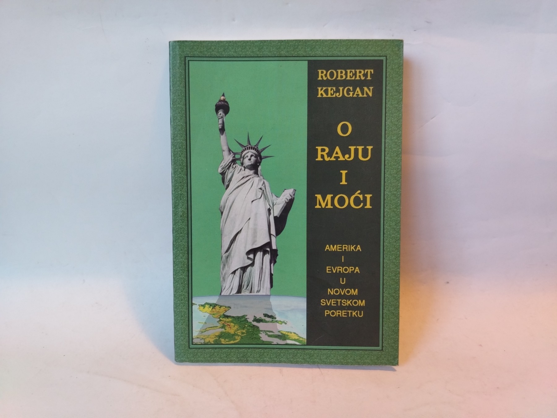 O raju i moci — Robert Kejgan