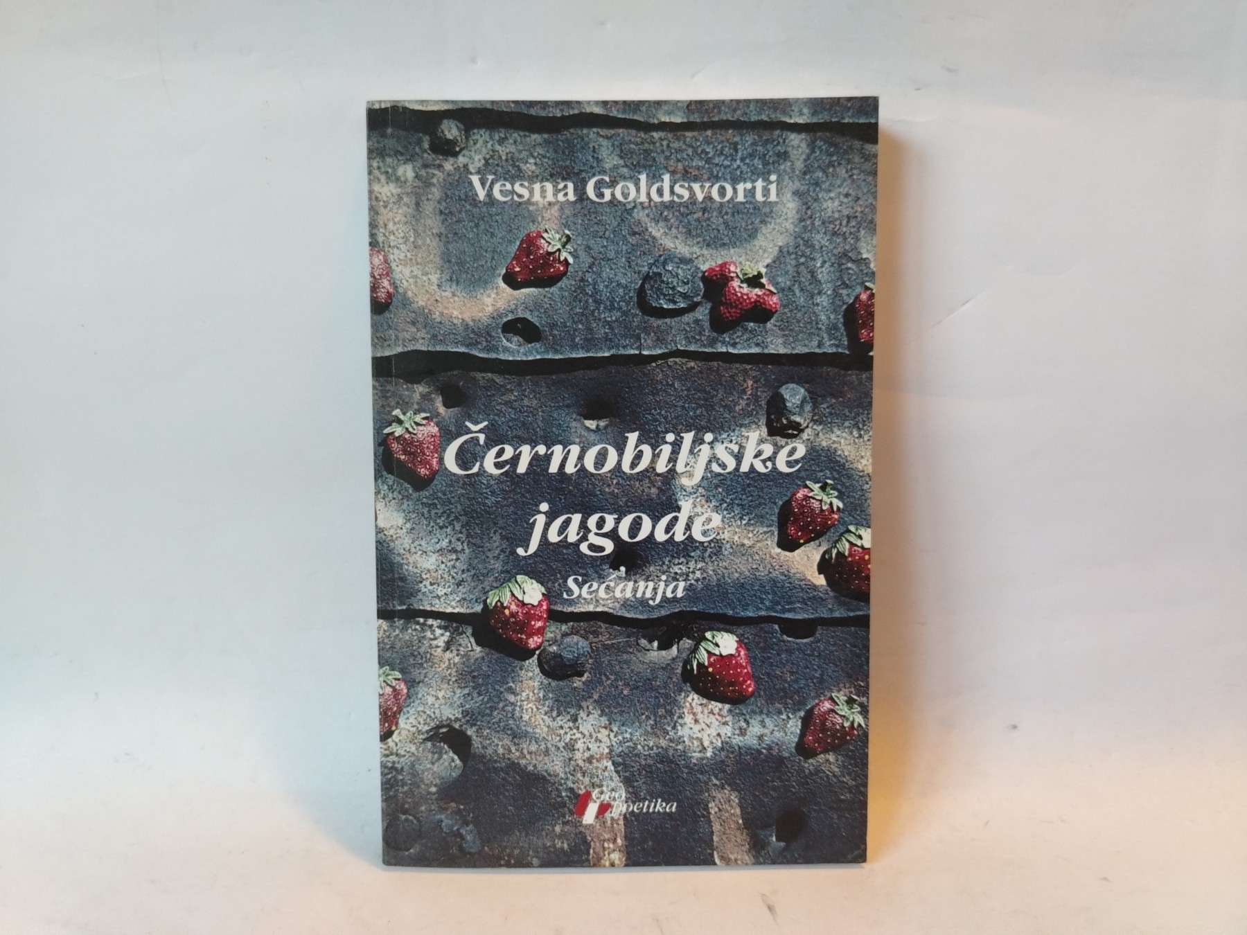 Černobiljske jagode vesna — Vesna Goldsvorti