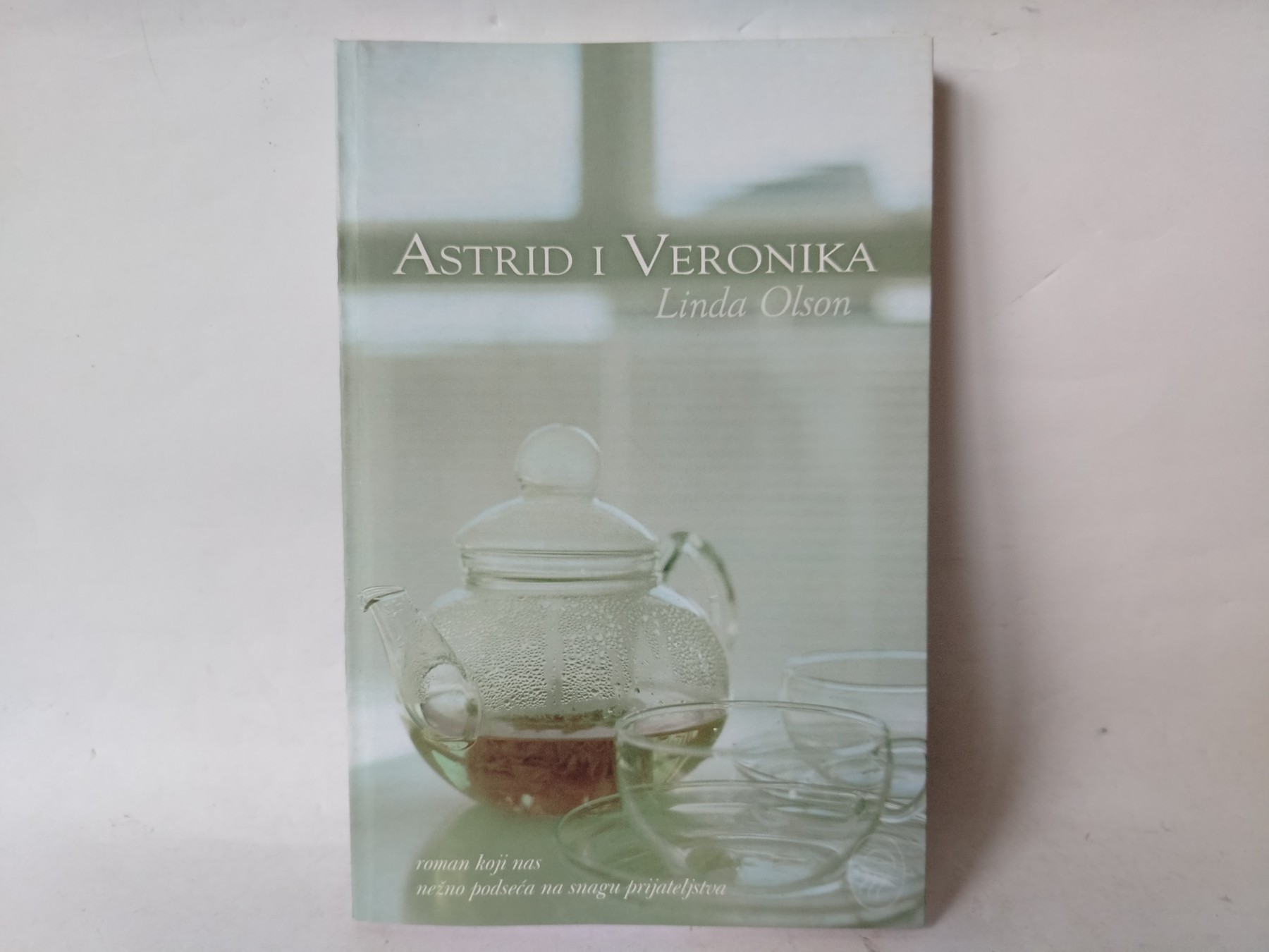 Astrid i veronika — Linda Olson