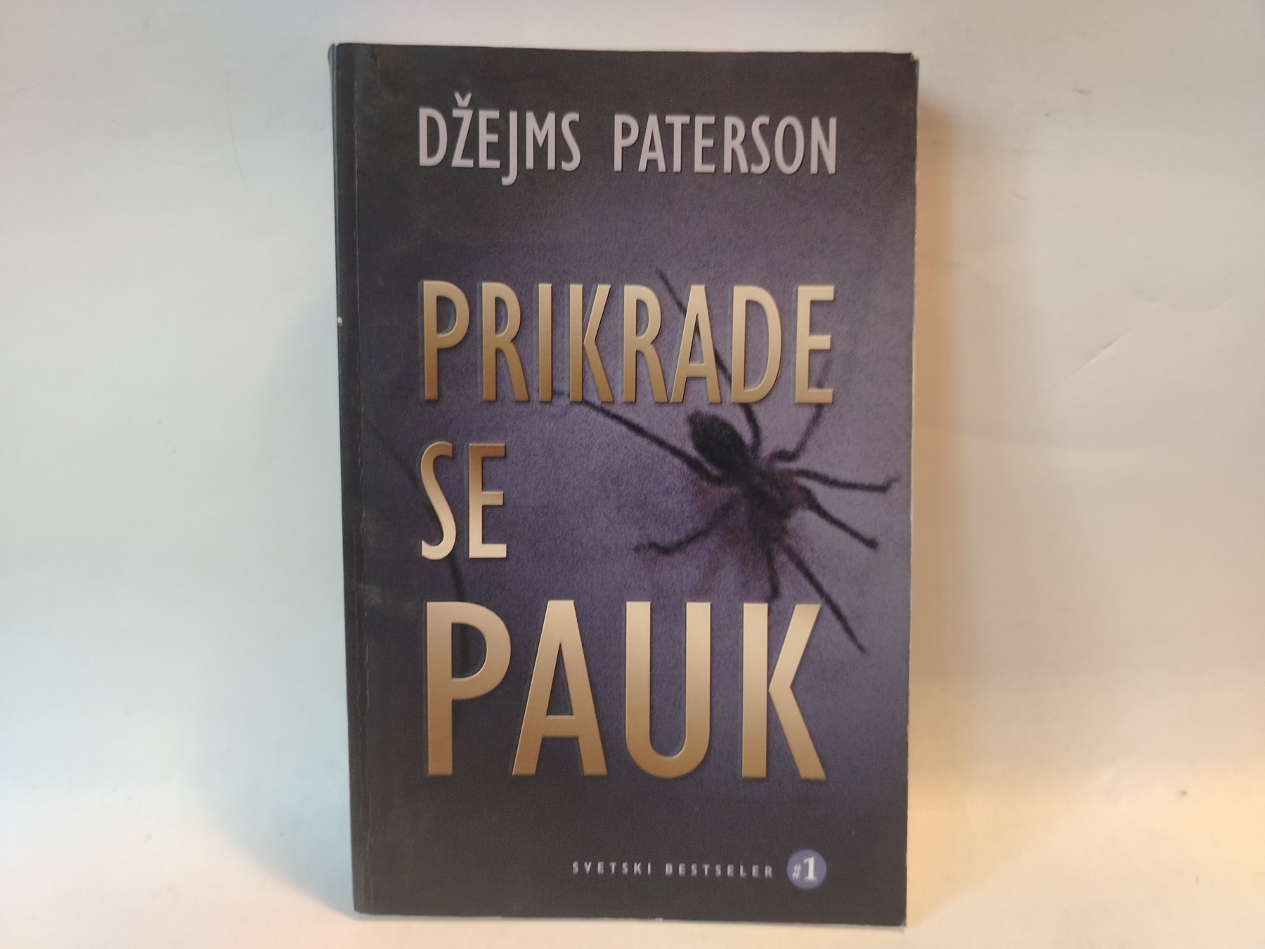 Prikrade se pauk — Džejms Paterson