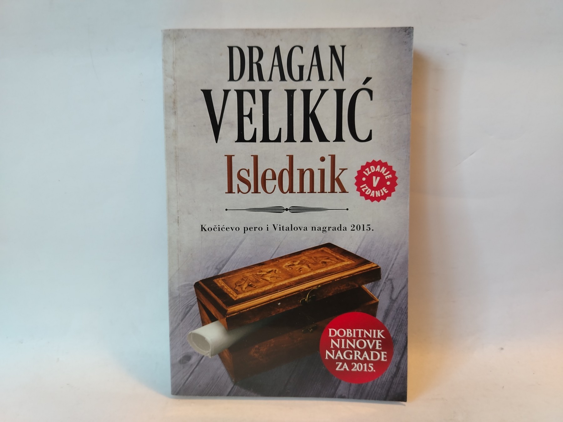 Islednik — Dragan Velikić