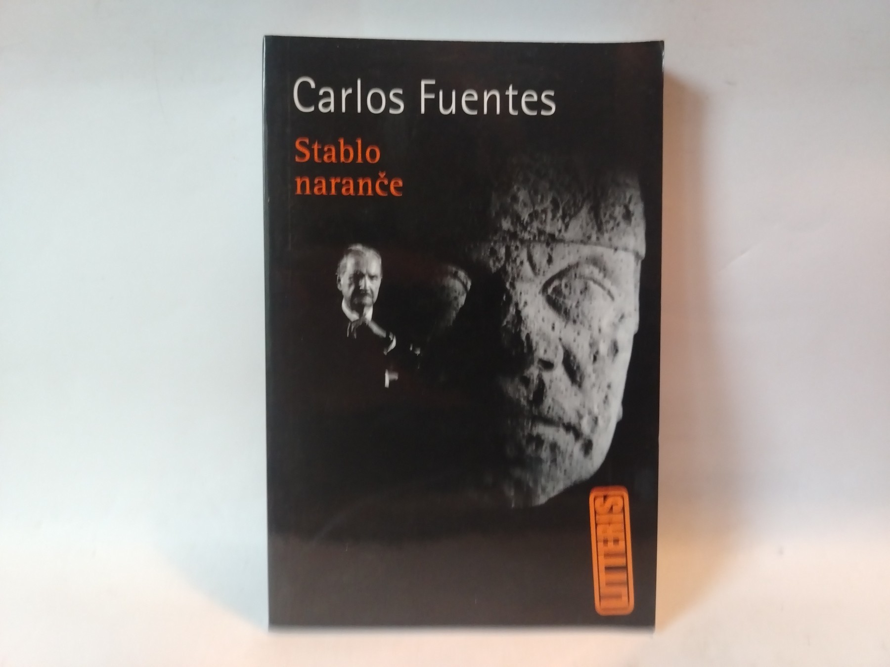 Stablo naranče — Karlos Fuentes