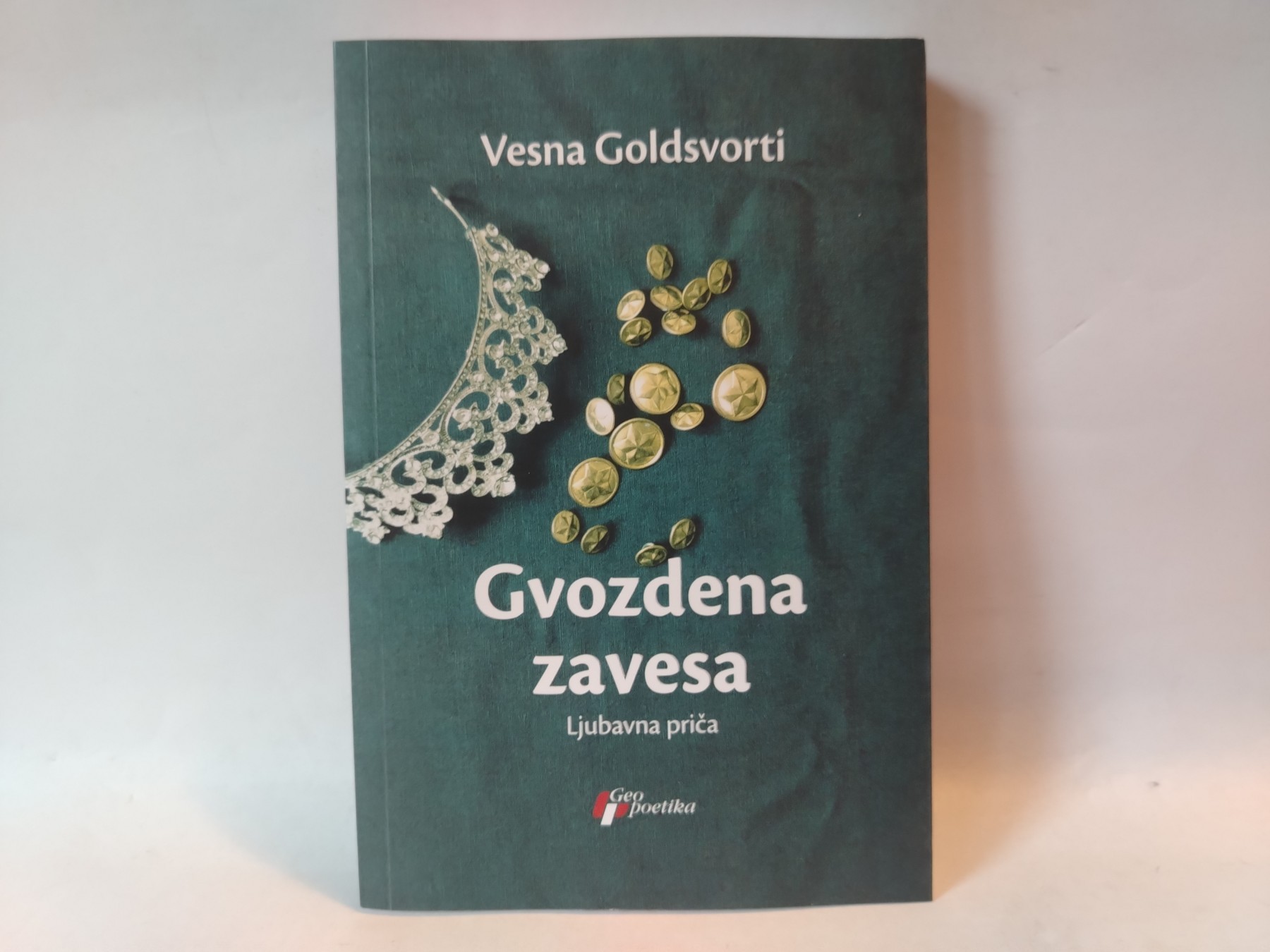Gvozdena zavesa — Vesna Goldsvorti