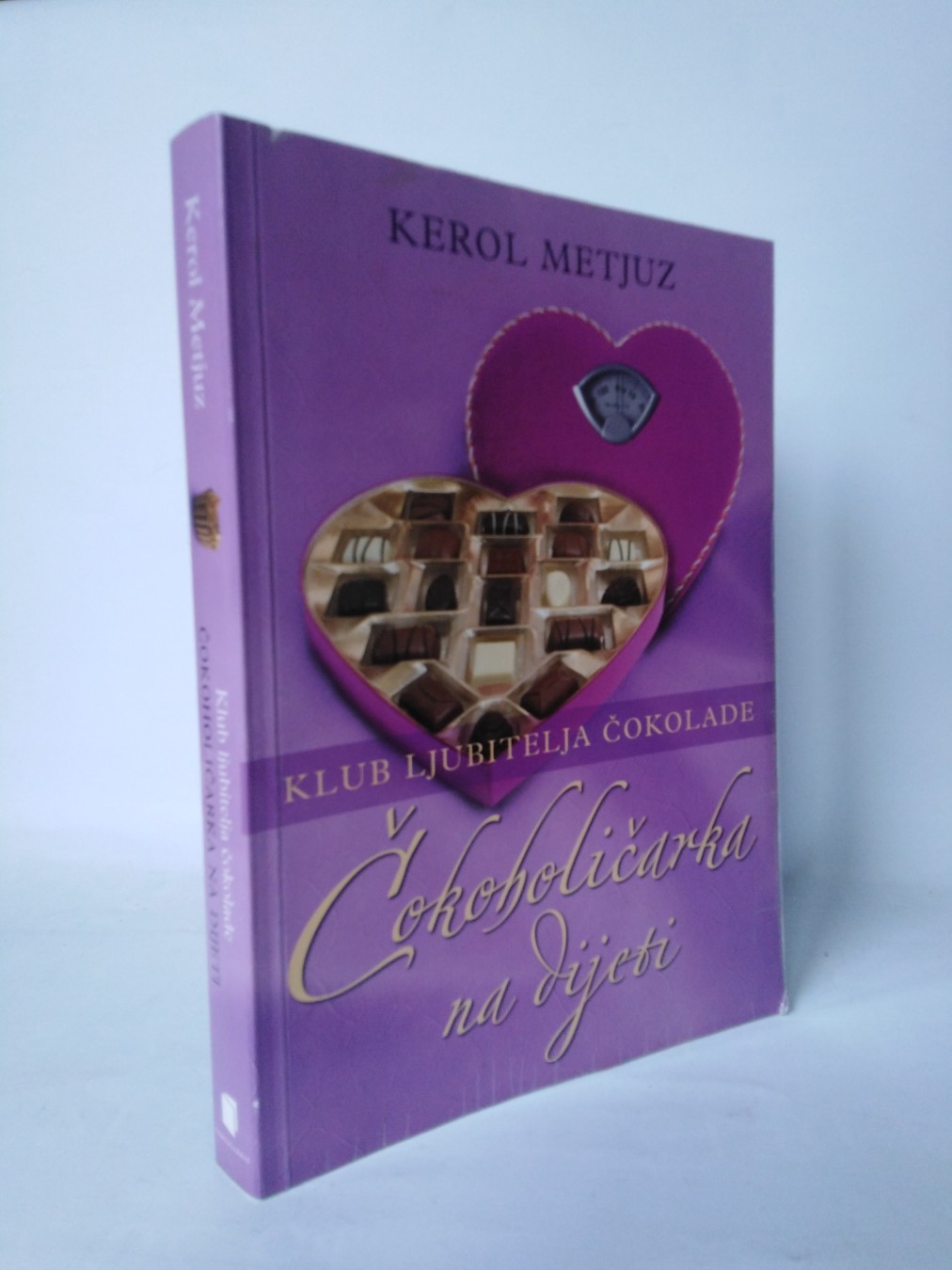 Čokoholičarka na dijeti — Kerol Metjuz