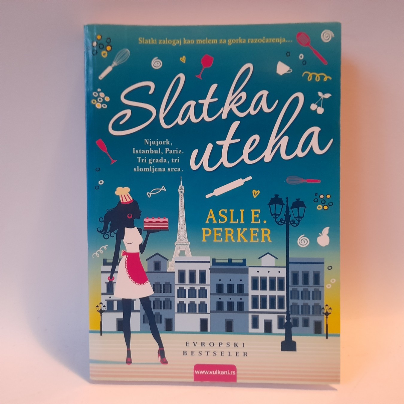 Slatka uteha — Asli E. Perker