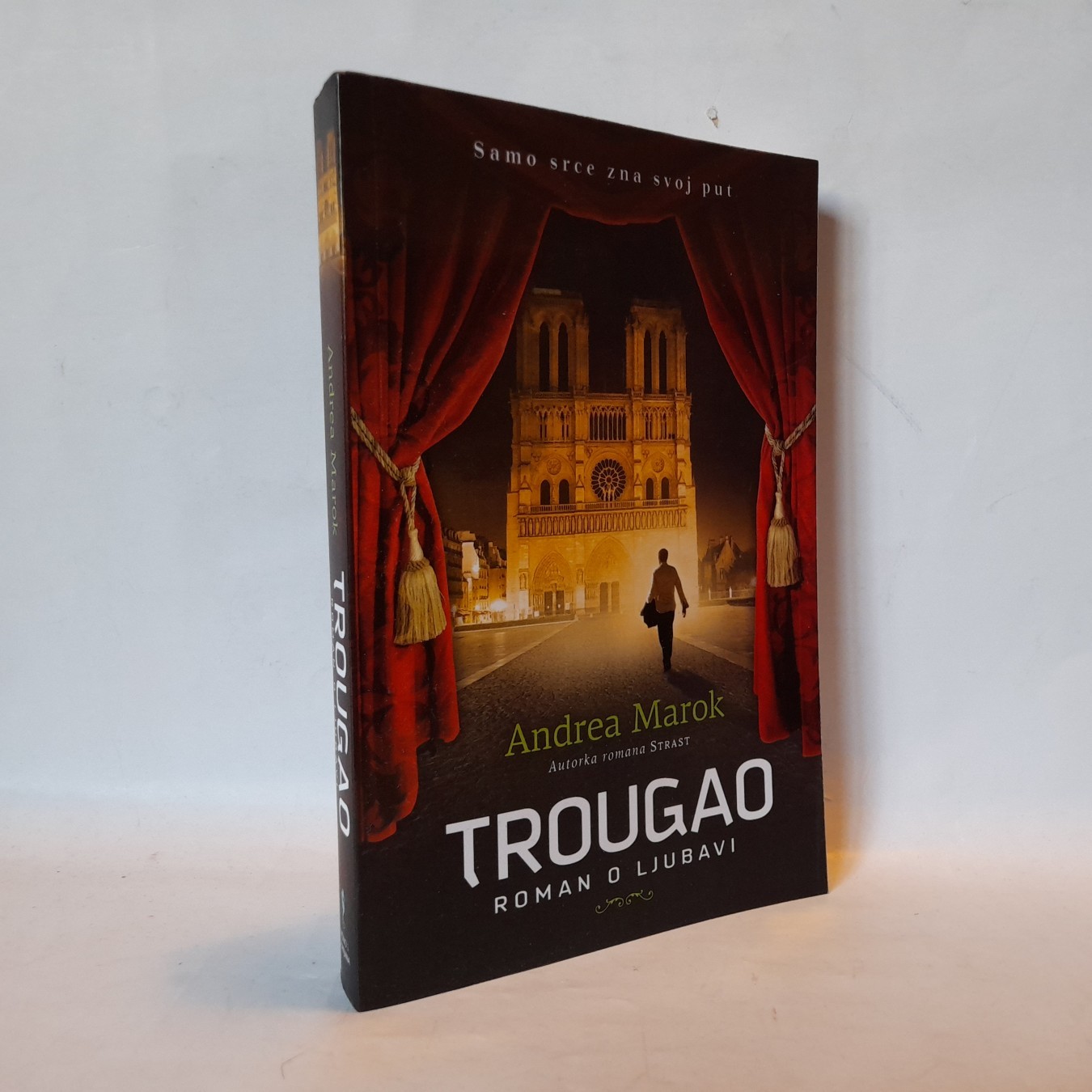 Trougao: roman o ljubavi (2) — Andrea Marok