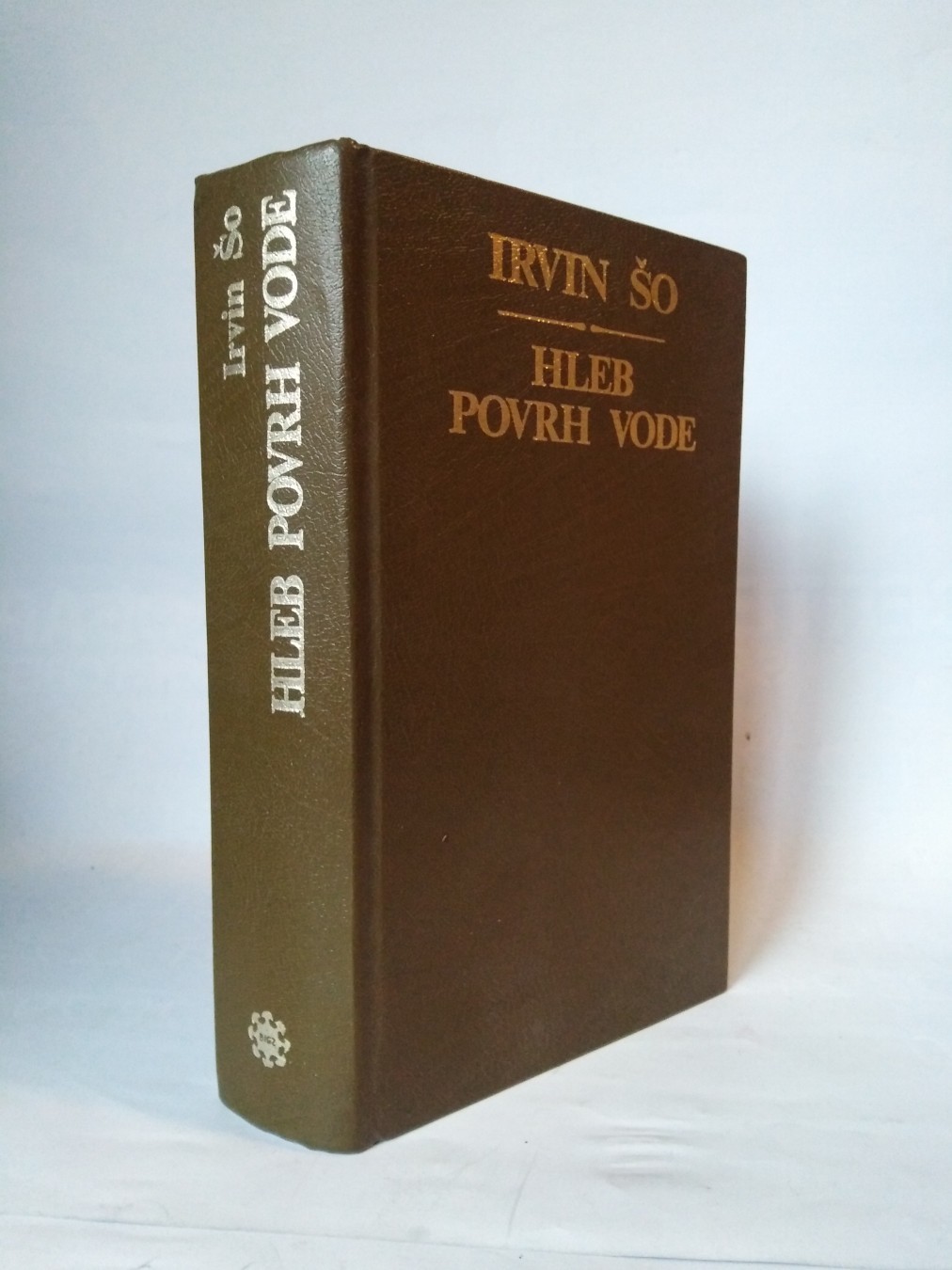 Hleb povrh vode — Irvin Šo