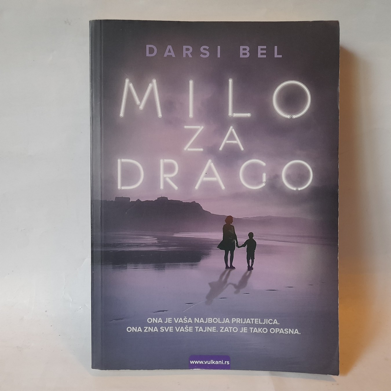 Milo za drago — Darsi Bel