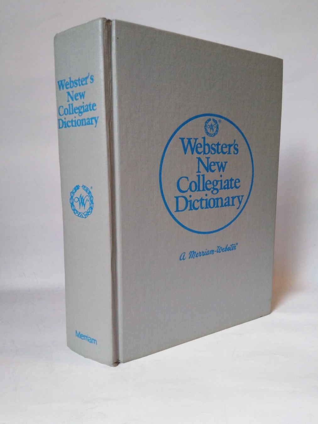 Webster's New Collegiate Dictionary — Grupa autora