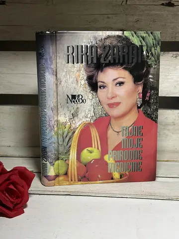 Tajna moje prirodne medicine - Rika Zarai — Rika Zarai, polovna knjiga