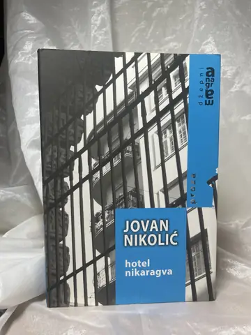 Hotel Nikaragva — Jovan Nikolić, polovna knjiga