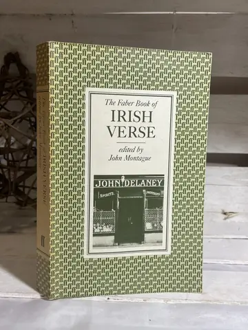 The Faber Book of Irish Verse — John Montague, polovna knjiga