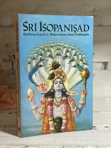 Sri Isopanišad, polovna knjiga