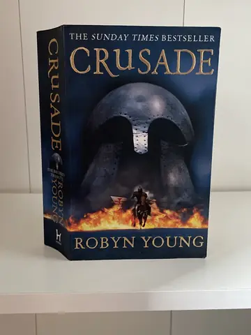 Crusade — Robyn Young, polovna knjiga