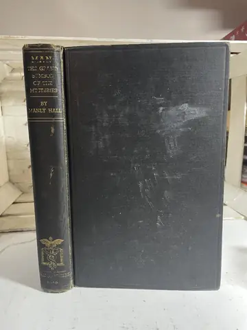 Man: The Grand Symbol of the Mysteries — Manly P. Hall, polovna knjiga
