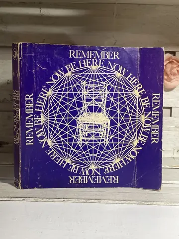 Remember, Be Here Now — Ram Das, polovna knjiga