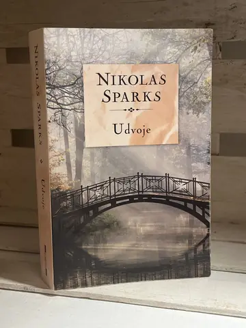 Udvoje — Nikolas Sparks, polovna knjiga