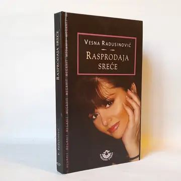 Rasprodaja sreće — Vesna Radusinović, polovna knjiga