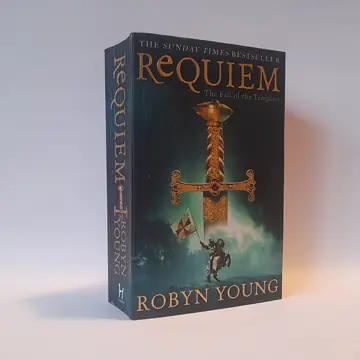 Requiem — Robin Jang, polovna knjiga