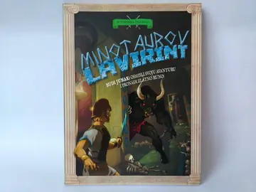 Istorijska potraga - minotaurov lavirint — Grupa autora, polovna knjiga
