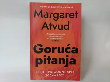 Goruća pitanja — Margaret Atvud, polovna knjiga