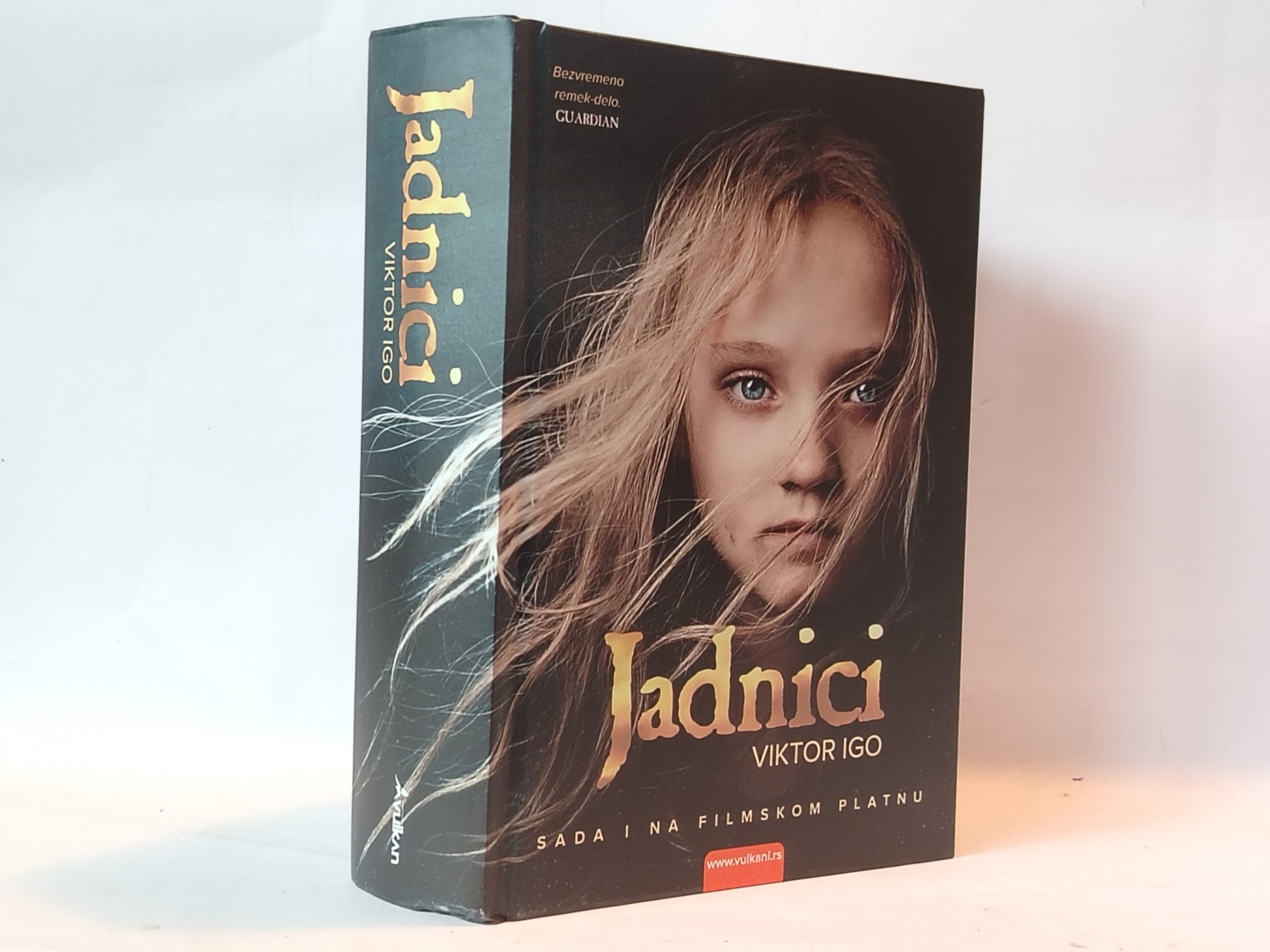 Jadnici — Viktor Igo