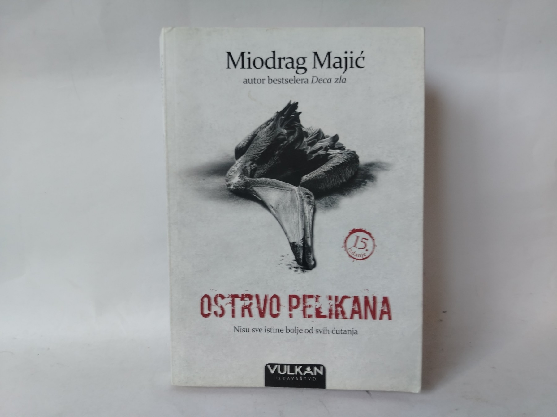 Ostrvo pelikana — Miodrag Majić