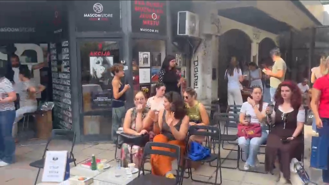 Održana je Prva velika beogradska razmena knjiga u Čumiću ispred Makarta! Šta smo sve radili? — slika 4